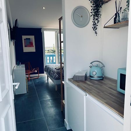 Apartamento Le Logis De L Estuaire Meschers-sur-Gironde Exterior foto