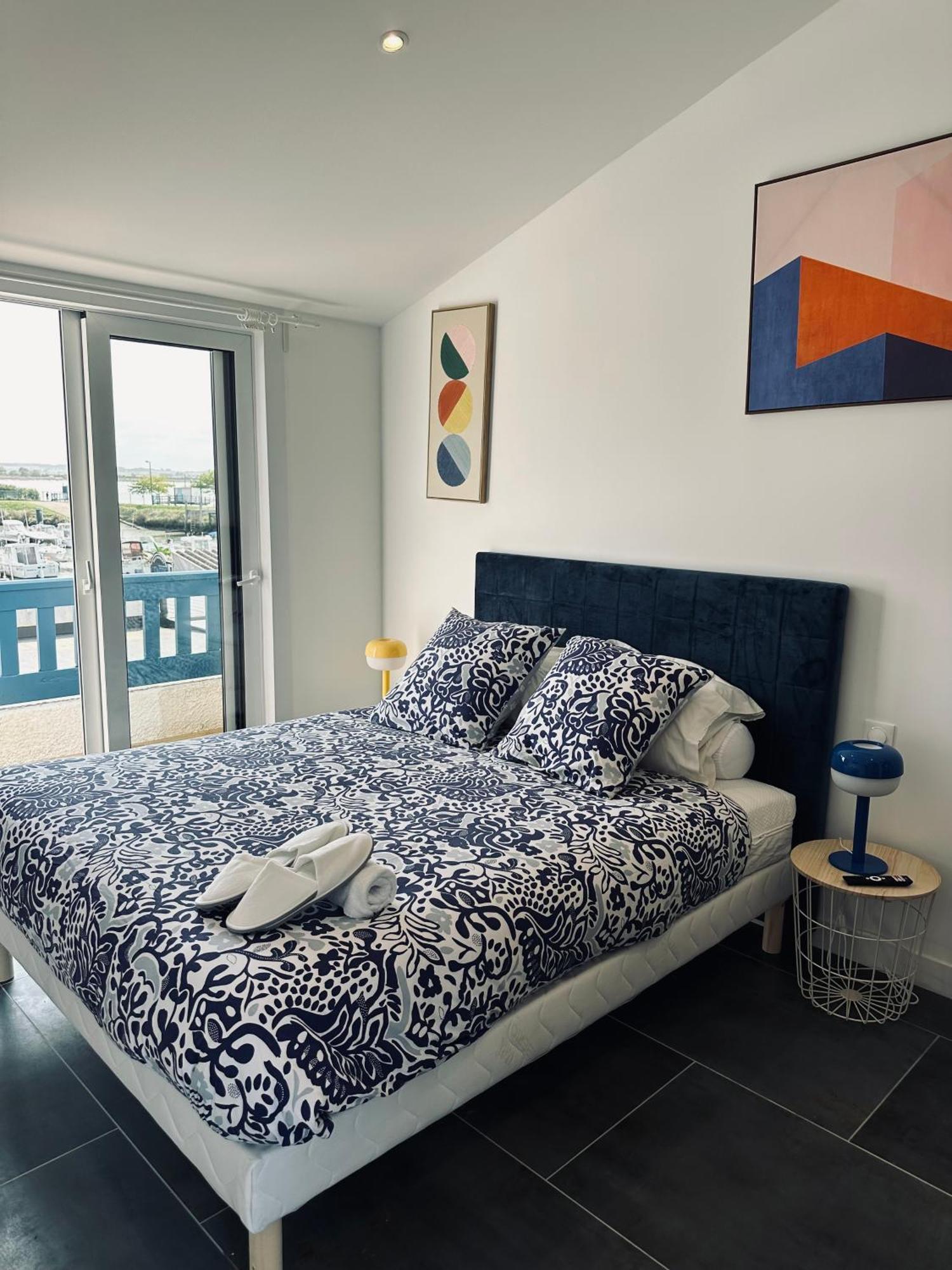 Apartamento Le Logis De L Estuaire Meschers-sur-Gironde Exterior foto