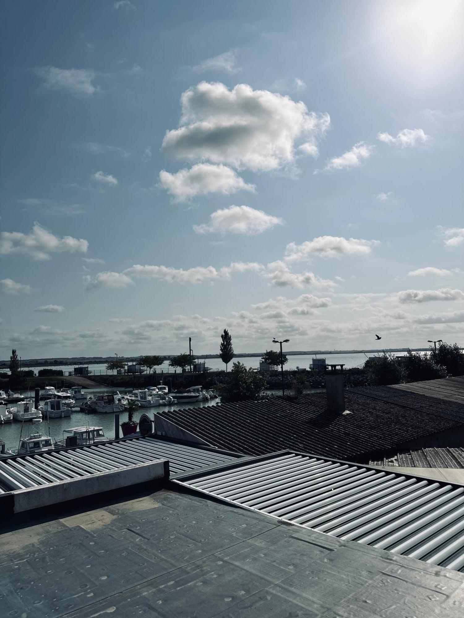 Apartamento Le Logis De L Estuaire Meschers-sur-Gironde Exterior foto
